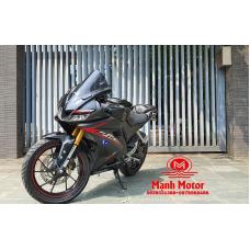 Yamaha R15 v3 màu đen nhám giá 5x triệu 